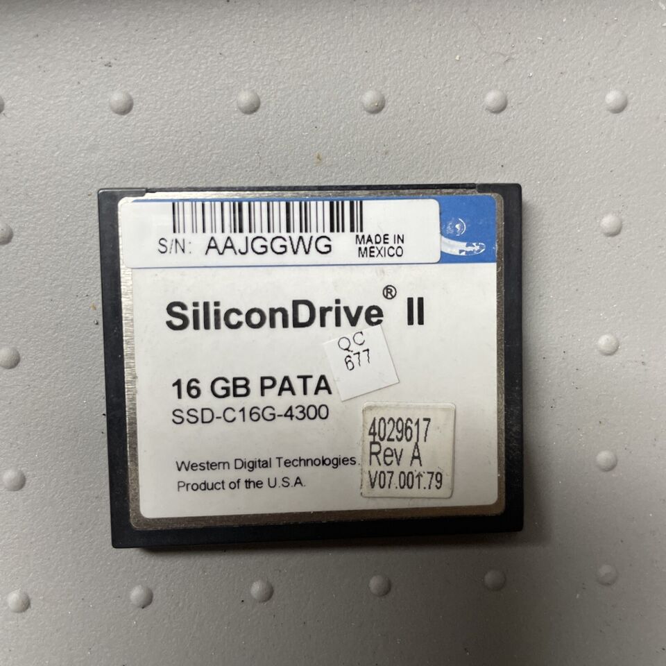 WD CF SSD-C16G-4300 SiliconDrive II CF 16GB Compact Flash PATA SSD