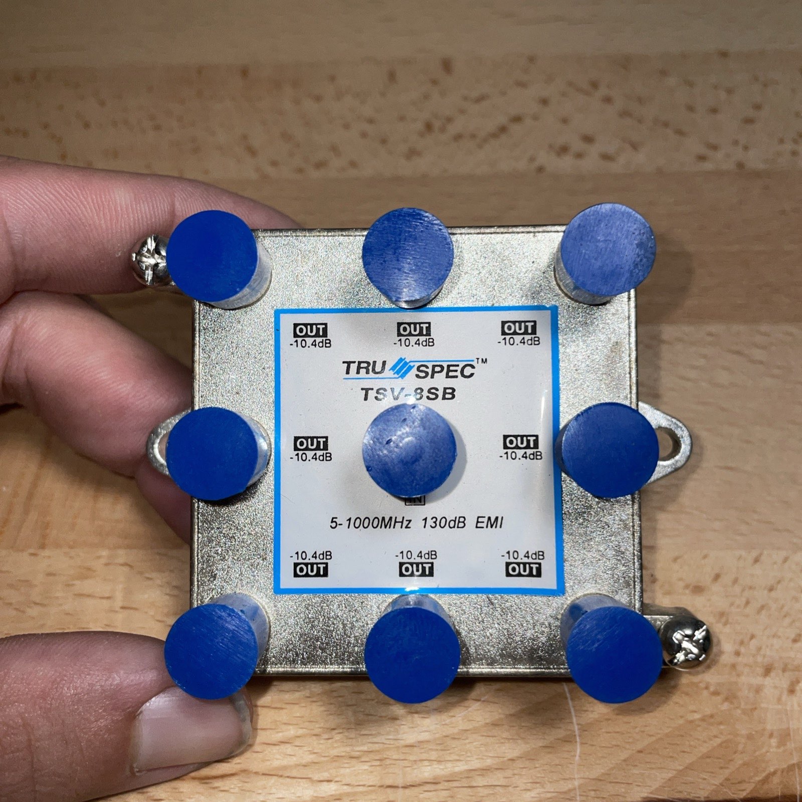 TRU SPEC TSV-8SB 8 way Signal Splitter 5 MHz to 1 GHz with 130db EMI